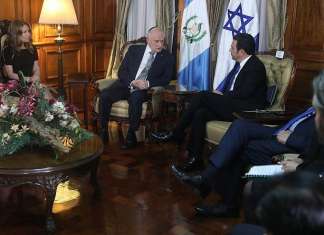 Trump thanks Guatemala’s Morales for Jerusalem embassy move