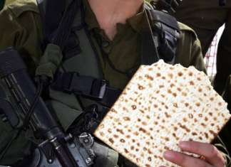 IDF soldiers at Gaza border shared in Passover seder