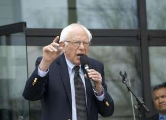 Bernie Sanders condemns IDF reaction to Gaza riots Sen. Bernie Sanders speaks at a rally in Raleigh, N.C., in March 2016. Credit: Scott Pelkey ne014x/Flickr.