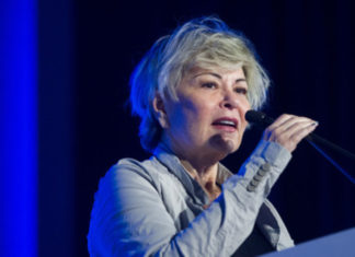 Roseanne Barr: Residents of Judea and Samaria are ‘pioneers’ Roseanne Barr speaks at the March 28 “Stop the Boycott” conference in Jerusalem, which was hosted by Yediot Achronot/Ynet. Credit: Miriam Alster/Flash90.