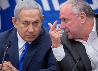 Netanyahu names Knesset member David Amsalem as communications minister Israeli Prime Minister Benjamin Netanyahu and coalition head David Amsalem during a faction meeting in the Knesset on Nov. 19, 2018. Photo by Miriam Alster/Flash90.