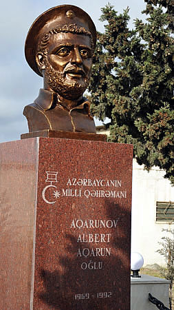 Monument of Albert Agarunov, March 2, 2017. Credit: Wikimedia Commons.