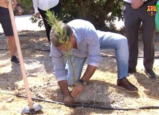 FC Barcelona president honored with tree-planting ahead of Tel Aviv match President of FC Barcelona Joan Laporta takes part in a tree-planting ceremony in Israel organized by Keren Kayemet LeIsrael-Jewish National Fund on July 20, 2021. Source: Screenshot.