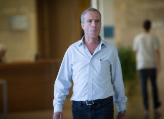 Elazar Stern aims to promote Jewish unity, identity and solidarity in Diaspora Elazar Stern arrives to a Foreign Affairs and Defense Committee meeting at the Knesset in Jerusalem on July 26, 2016. Photo by Yonatan Sindel/Flash90.