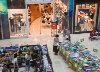 Plan to apply ‘Green Pass’ rules to shopping malls outrages MKs, retailers