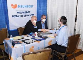 Nefesh B’Nefesh ‘Medex’ gathering eases path for medical professionals to make aliyah During the program, the 325 participants were able to meet with representatives of medical facilities in Israel to discuss job opportunities, get their paperwork filed and notarized, and expedite their medical-licensing process, March 2022. Photo by Nir Arieli.