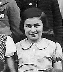 Gerda Weissmann at age 11 in Bielsko, Poland, 1935. Credit: Hyper hippie via Wikimedia Commons.