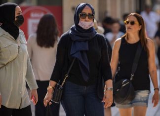 Poll: Half of Jerusalem Arabs prefer Israeli to Palestinian citizenship The Mamilla Mall in Jerusalem, July 19, 2021. Photo by Olivier Fitoussi/Flash90.