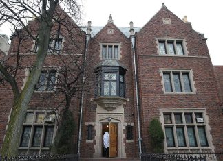 ‘Explosion’ of conspiracy theories on social media about ‘tunnels’ at Chabad Chabad-Lubavitch headquarters at 770 Eastern Parkway in the Crown Heights neighborhood of Brooklyn, N.Y. Photo by Nati Shohat/Flash90.