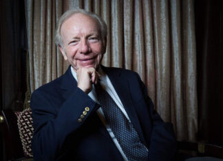 Joe Lieberman, longtime senator and first Jewish-American VP candidate, dies at 82