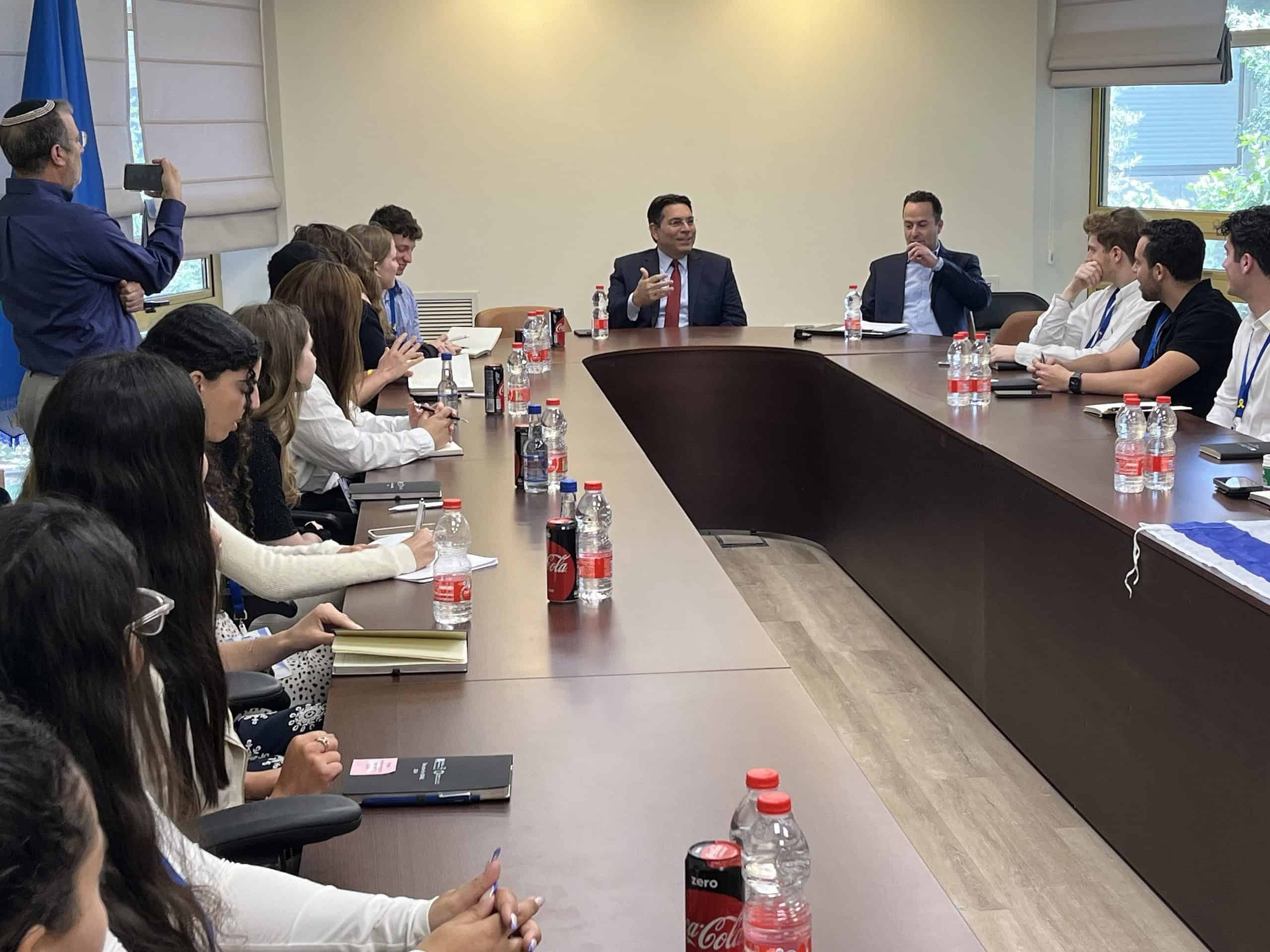 Danny Danon With College Students in Israel