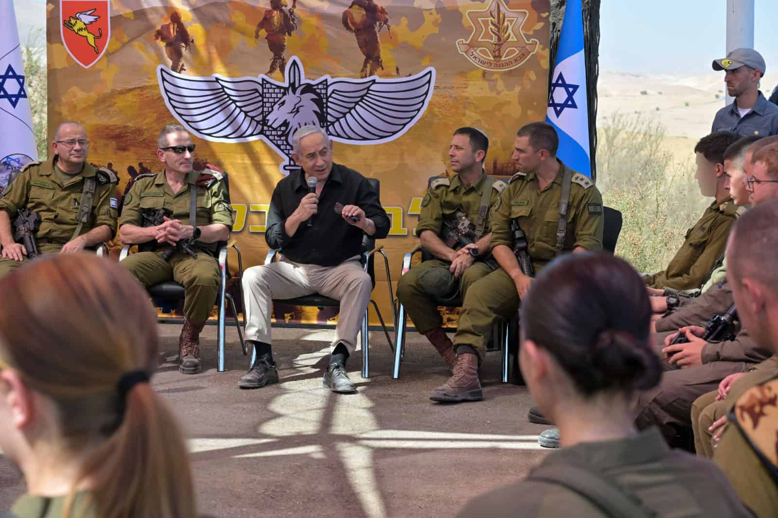 Israeli Prime Minister Benjamin Netanyahu addresses IDF soldiers on the border with Jordan, Sept. 11, 2024. Credit: Kobi Gideon/GPO.