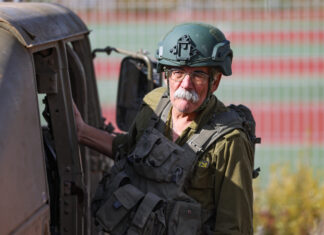 Israeli scholar, 71, killed in Lebanon Israel Defense Forces Maj. (res.) Ze’ev Erlich, 71, before entering Southern Lebanon, Nov. 20, 2024. Photo by Chaim Goldberg/Flash90.