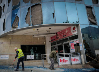 Full text of Israel-Lebanon ceasefire agreement Residents of Kiryat Shmona check last night's missile-attack damage at the city's central bus station and mall on Nov. 27, 2024. Photo by Michael Giladi/Flash90.