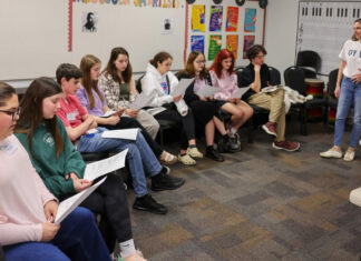 ייִדיש לעבט אין טעקסאַס: אַן אומגעריכט לשון רײַט נאָך אַלץ דעם בראָנקאָ