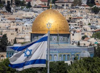 First day of Passover sees 43% rise in Jewish visits to Temple Mount The Dome of the Rock on Jerusalem's Temple Mount as seen from the Mount of Olives observatory, April 24, 2023. Photo by Yonatan Sindel/Flash90.