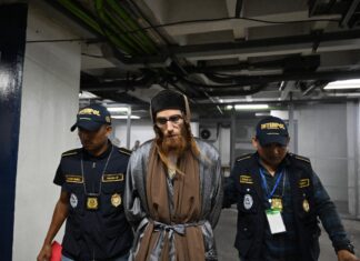 Colombia sends members of Lev Tahor cult to US