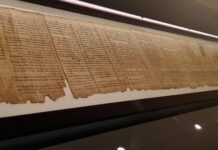 Ancient words unrolled: Israel Museum displays Great Isaiah Scroll