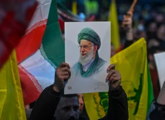 Khamenei: An American attack will mean regional war