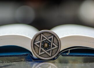 We must be unapologetically Jewish