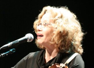 VIDEO: A song about a Jewish girl, Khaye, who died in Treblinka